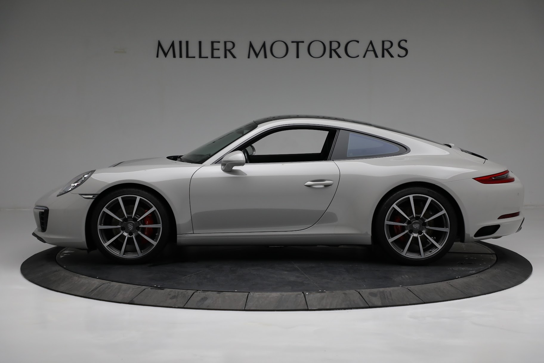 Used-2018-Porsche-911-Carrera-S