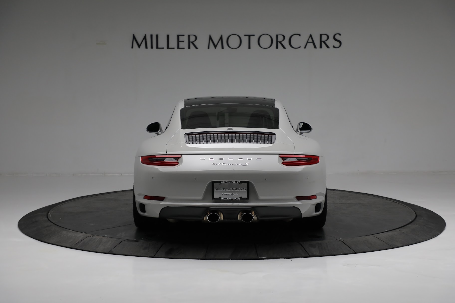 Used-2018-Porsche-911-Carrera-S