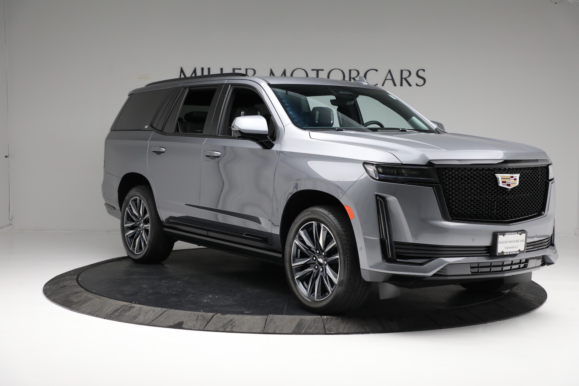 Used-2021-Cadillac-Escalade-Sport-Platinum