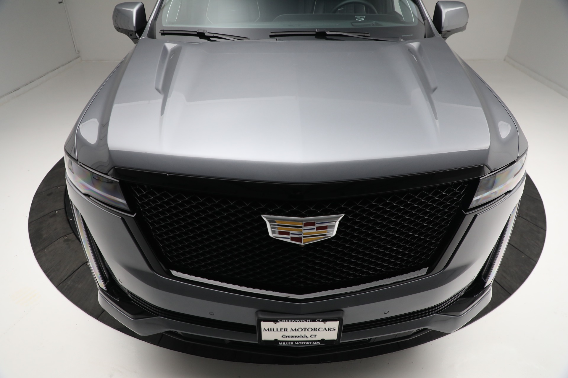 Used-2021-Cadillac-Escalade-Sport-Platinum