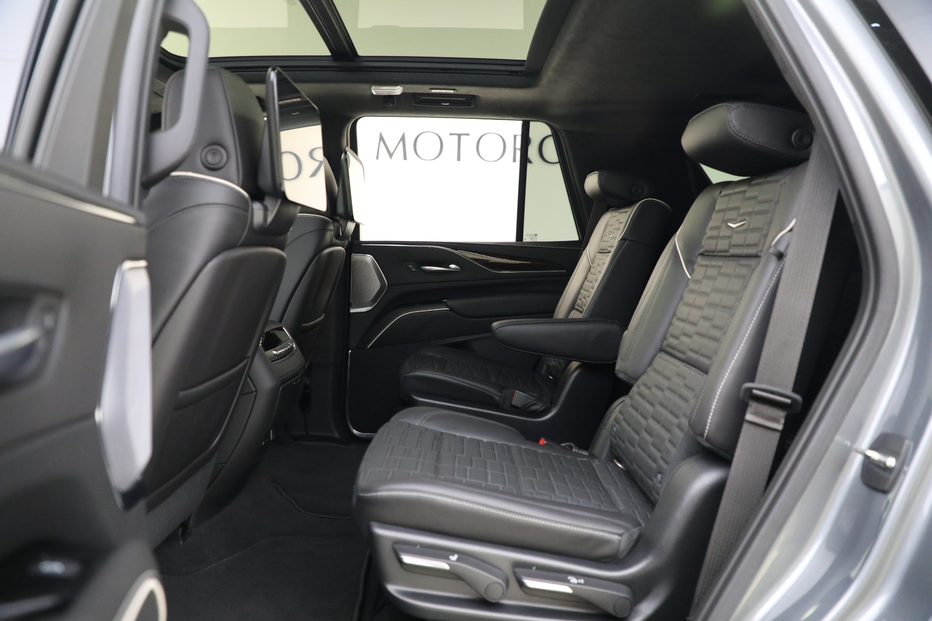 Used-2021-Cadillac-Escalade-Sport-Platinum