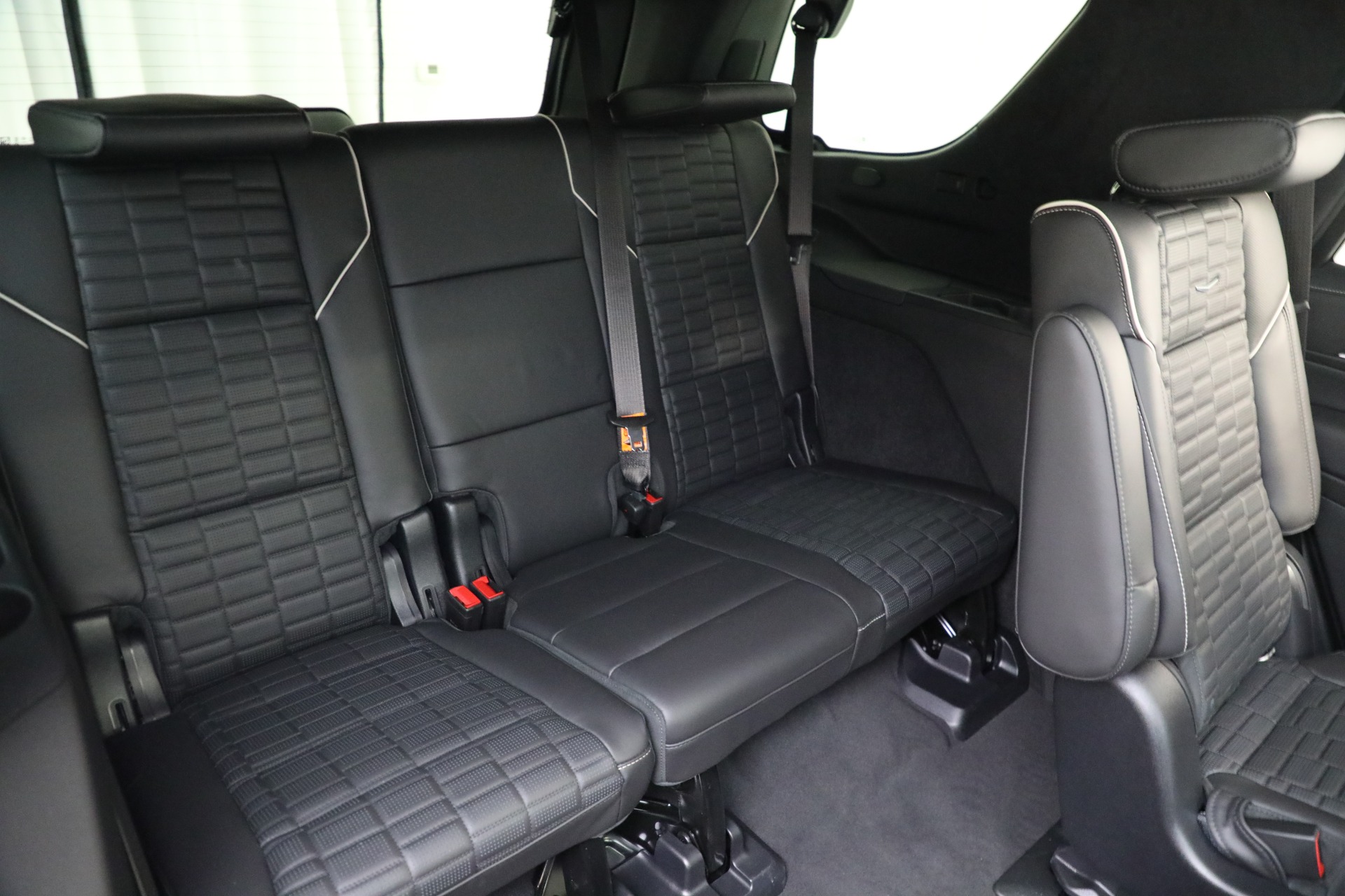 Used-2021-Cadillac-Escalade-Sport-Platinum