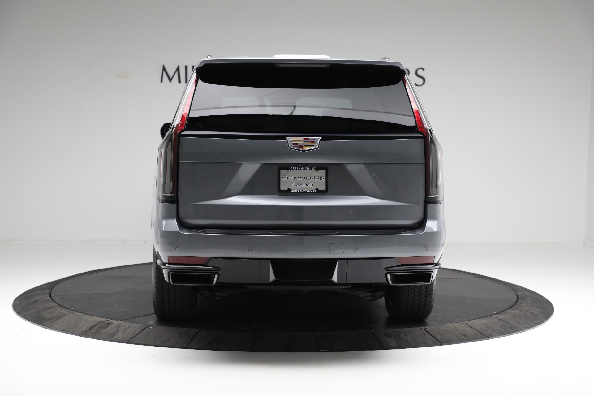 Used-2021-Cadillac-Escalade-Sport-Platinum