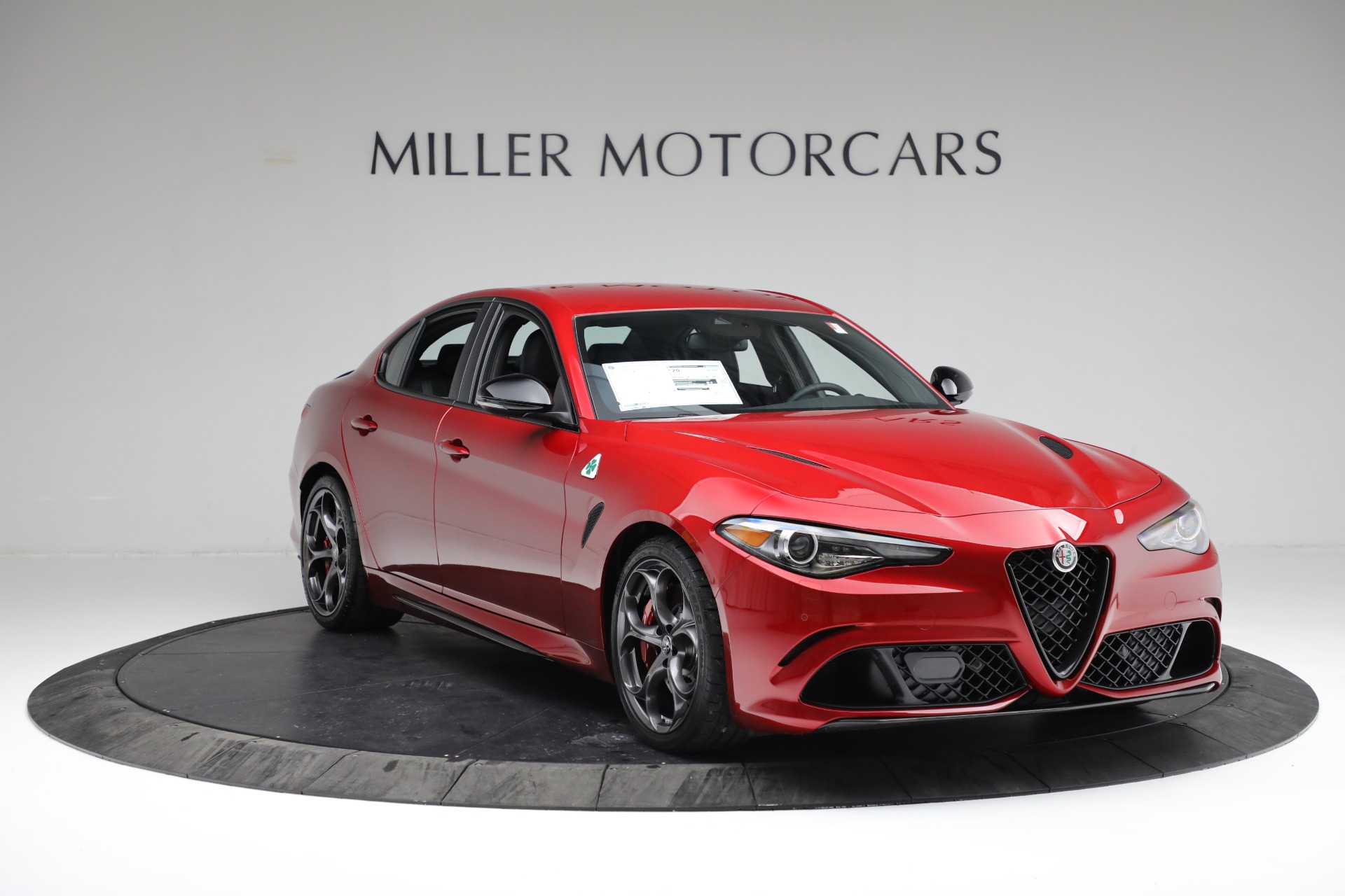 New-2022-Alfa-Romeo-Giulia-Quadrifoglio