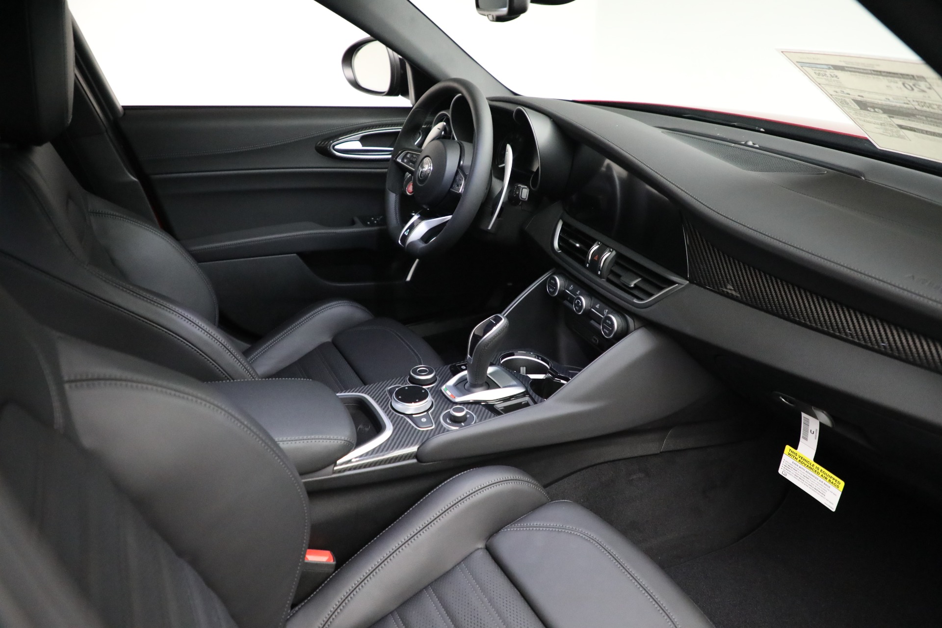 New-2022-Alfa-Romeo-Giulia-Quadrifoglio