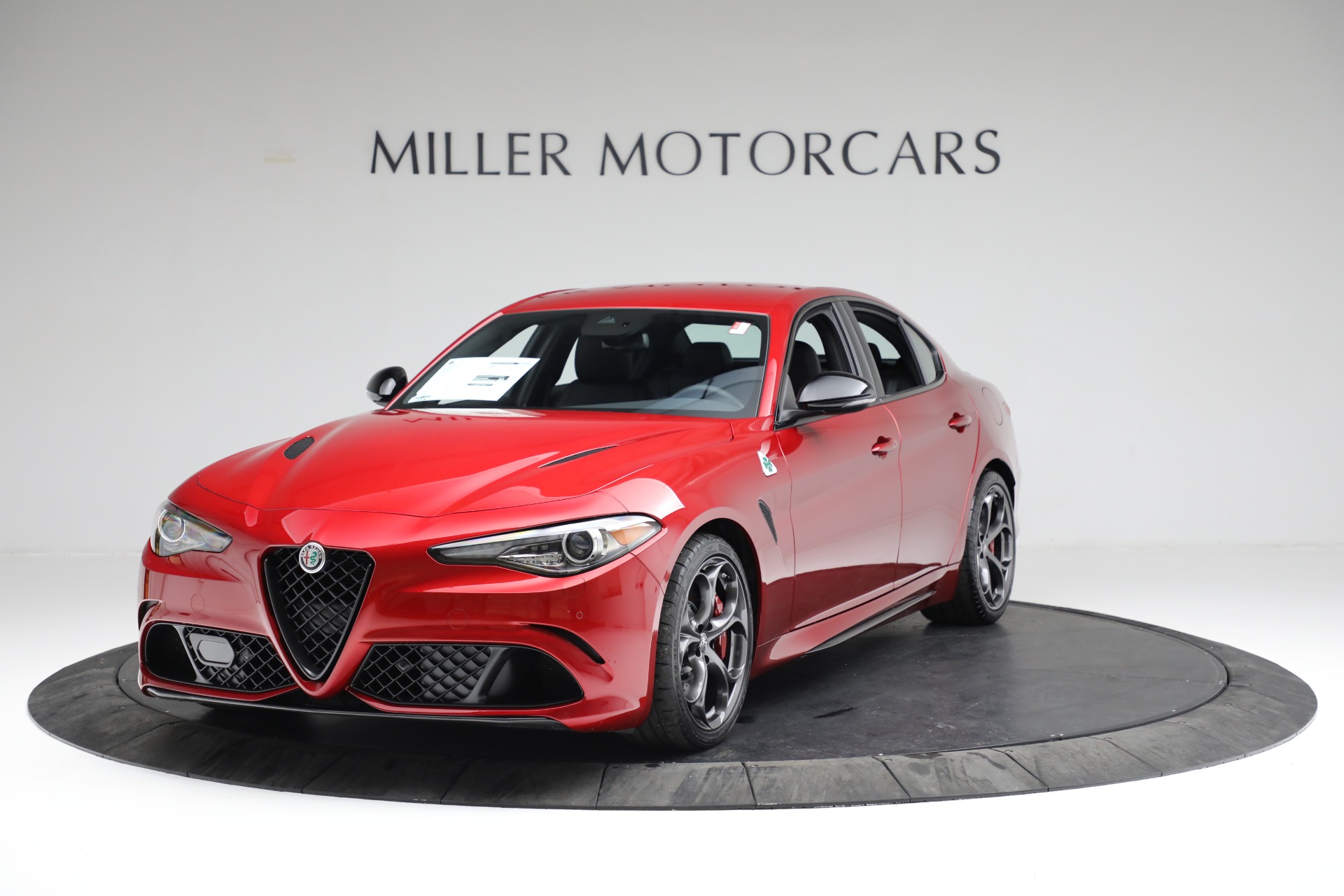 New-2022-Alfa-Romeo-Giulia-Quadrifoglio