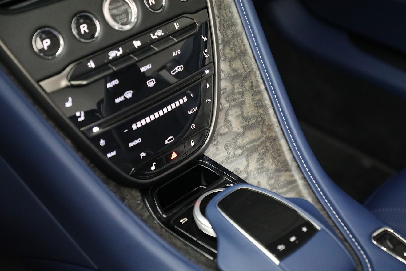 Used-2020-Aston-Martin-DB11-Volante