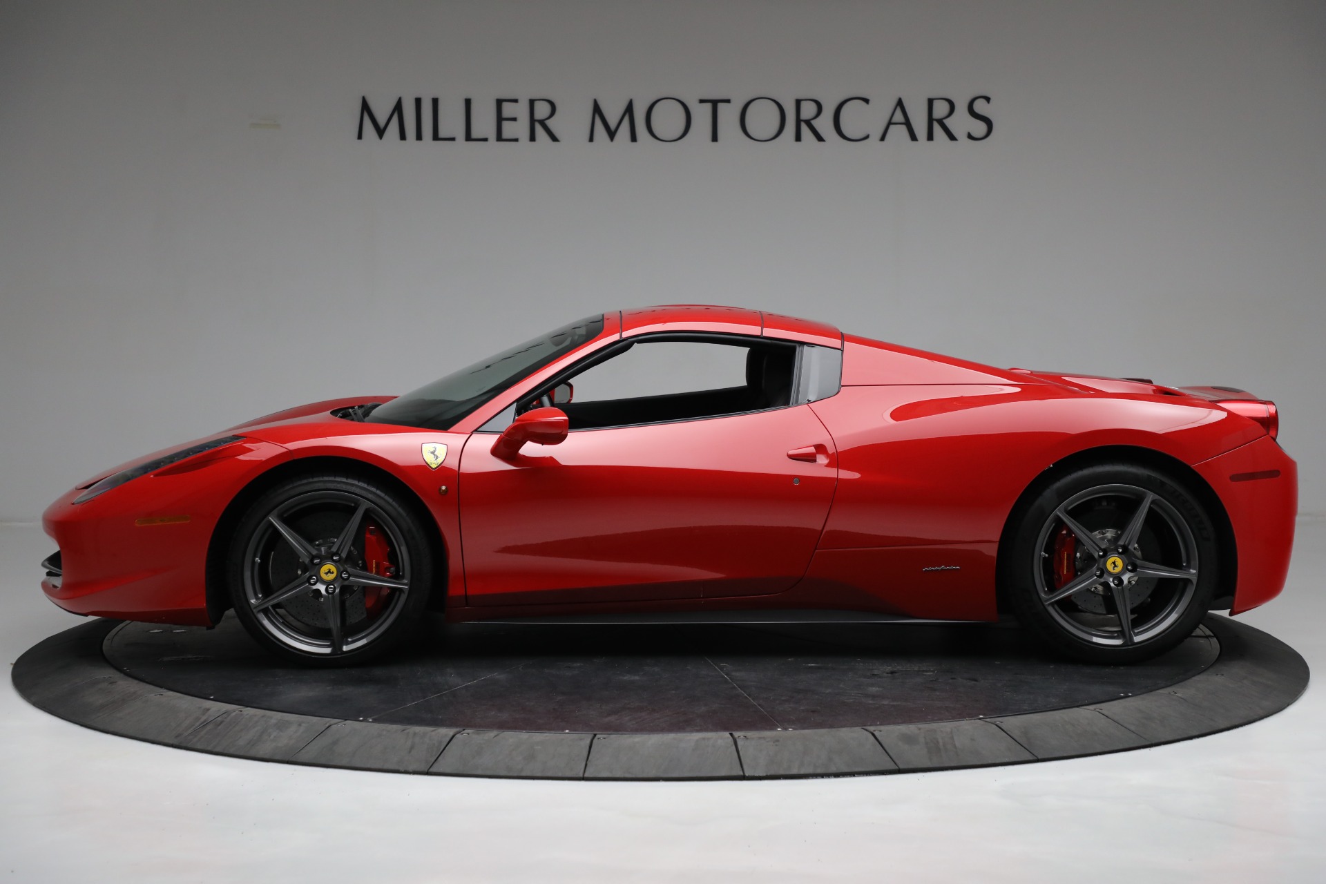 Used-2014-Ferrari-458-Spider