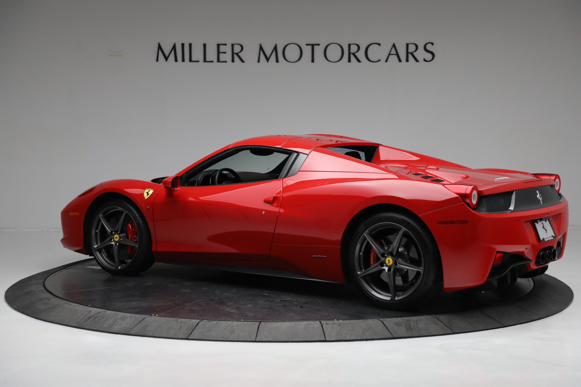 Used-2014-Ferrari-458-Spider