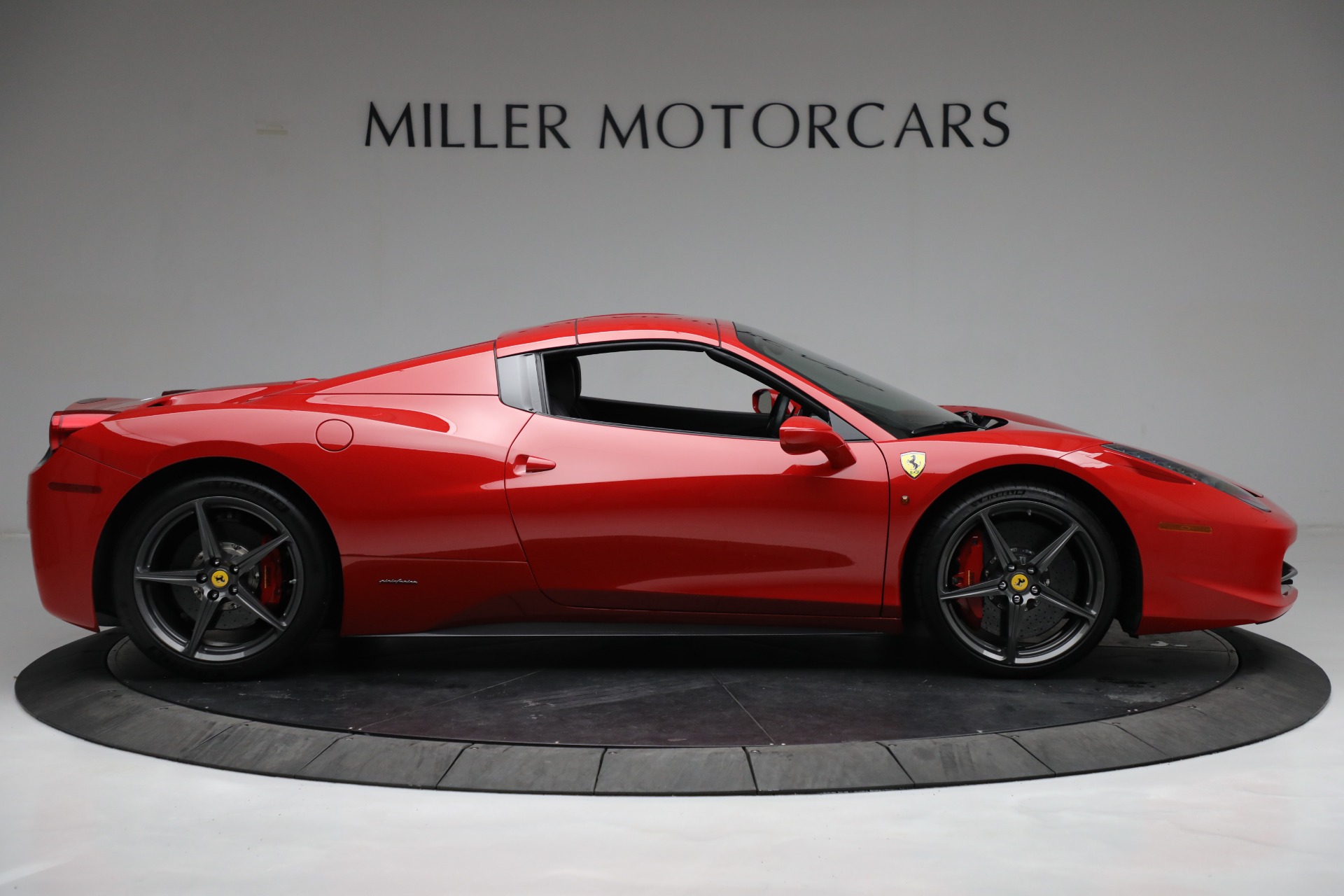 Used-2014-Ferrari-458-Spider