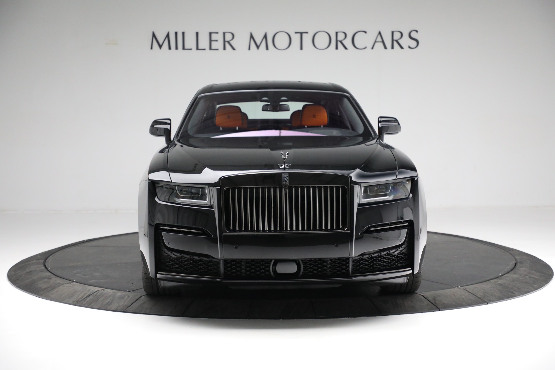 New-2022-Rolls-Royce-Ghost-Black-Badge