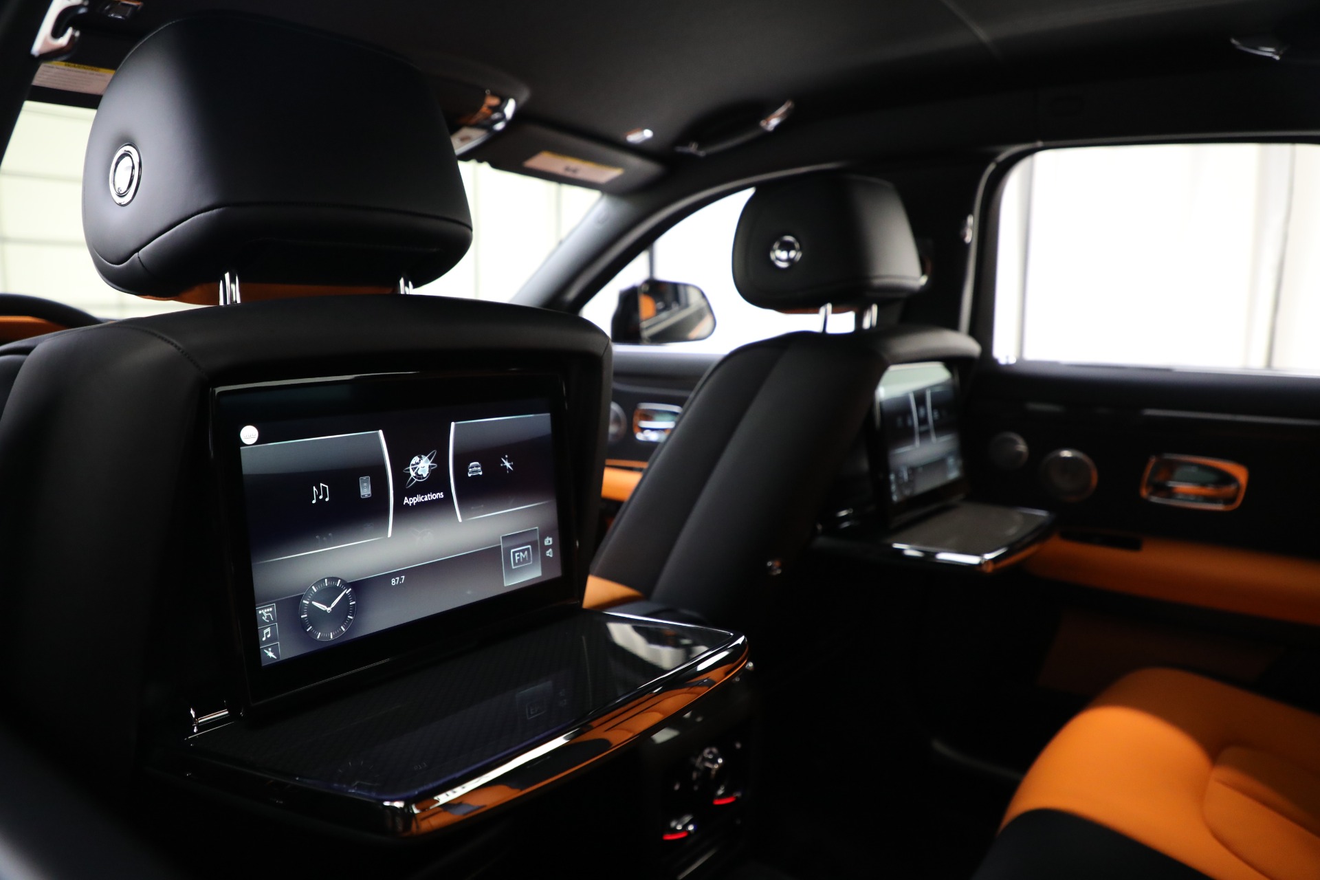 New-2022-Rolls-Royce-Ghost-Black-Badge