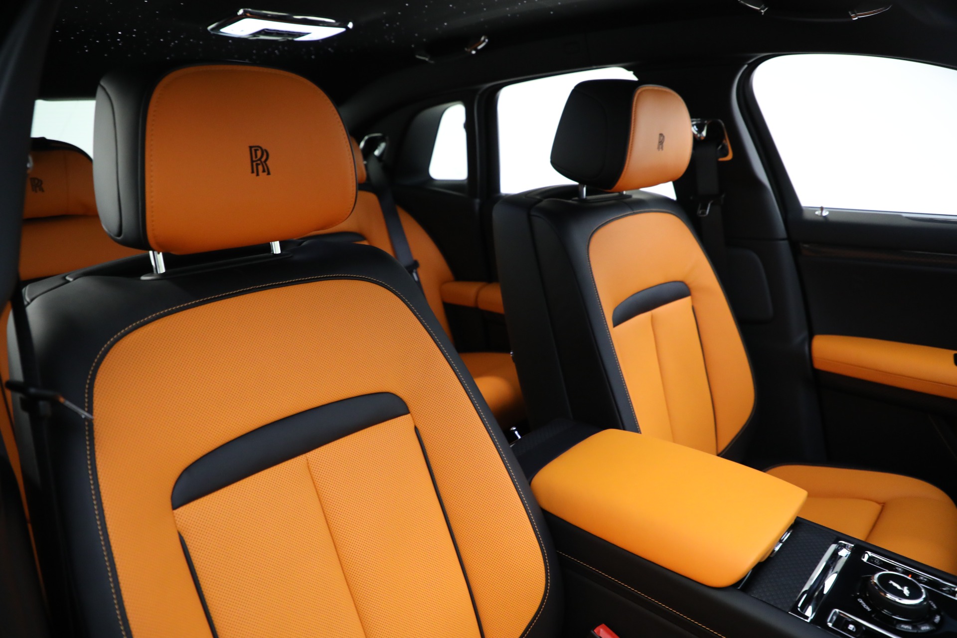 New-2022-Rolls-Royce-Ghost-Black-Badge