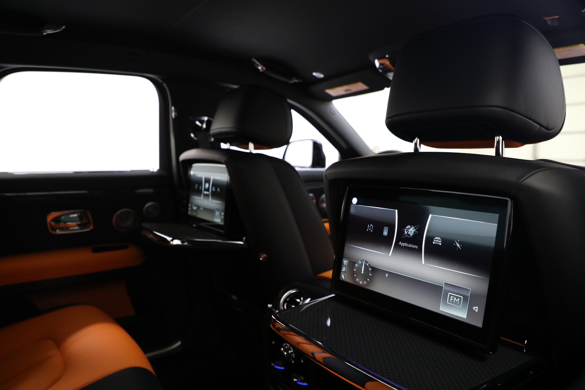 New-2022-Rolls-Royce-Ghost-Black-Badge