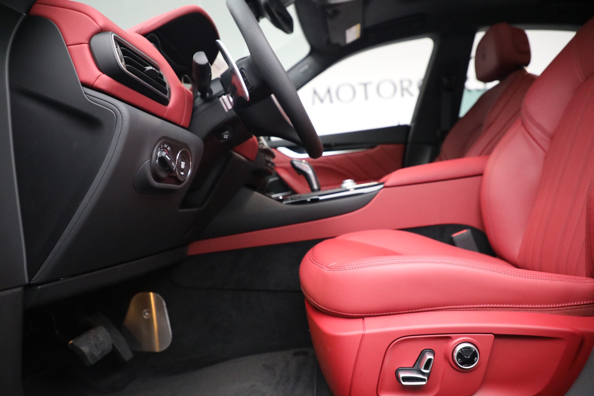 New-2022-Maserati-Levante-GT