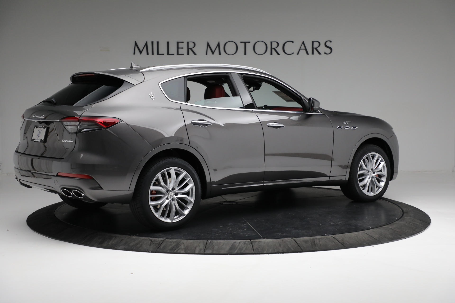 New-2022-Maserati-Levante-GT