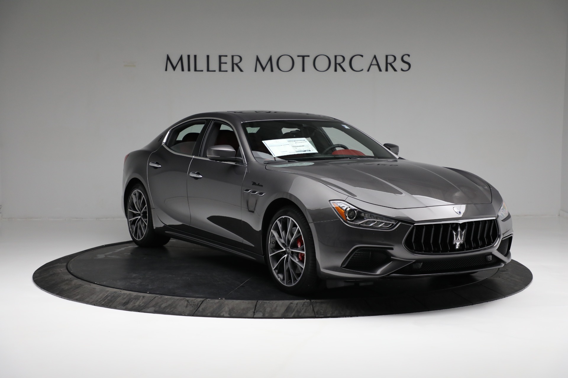 New-2022-Maserati-Ghibli-Modena-Q4