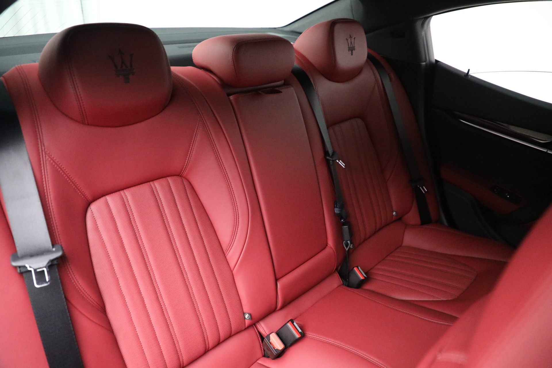 New-2022-Maserati-Ghibli-Modena-Q4