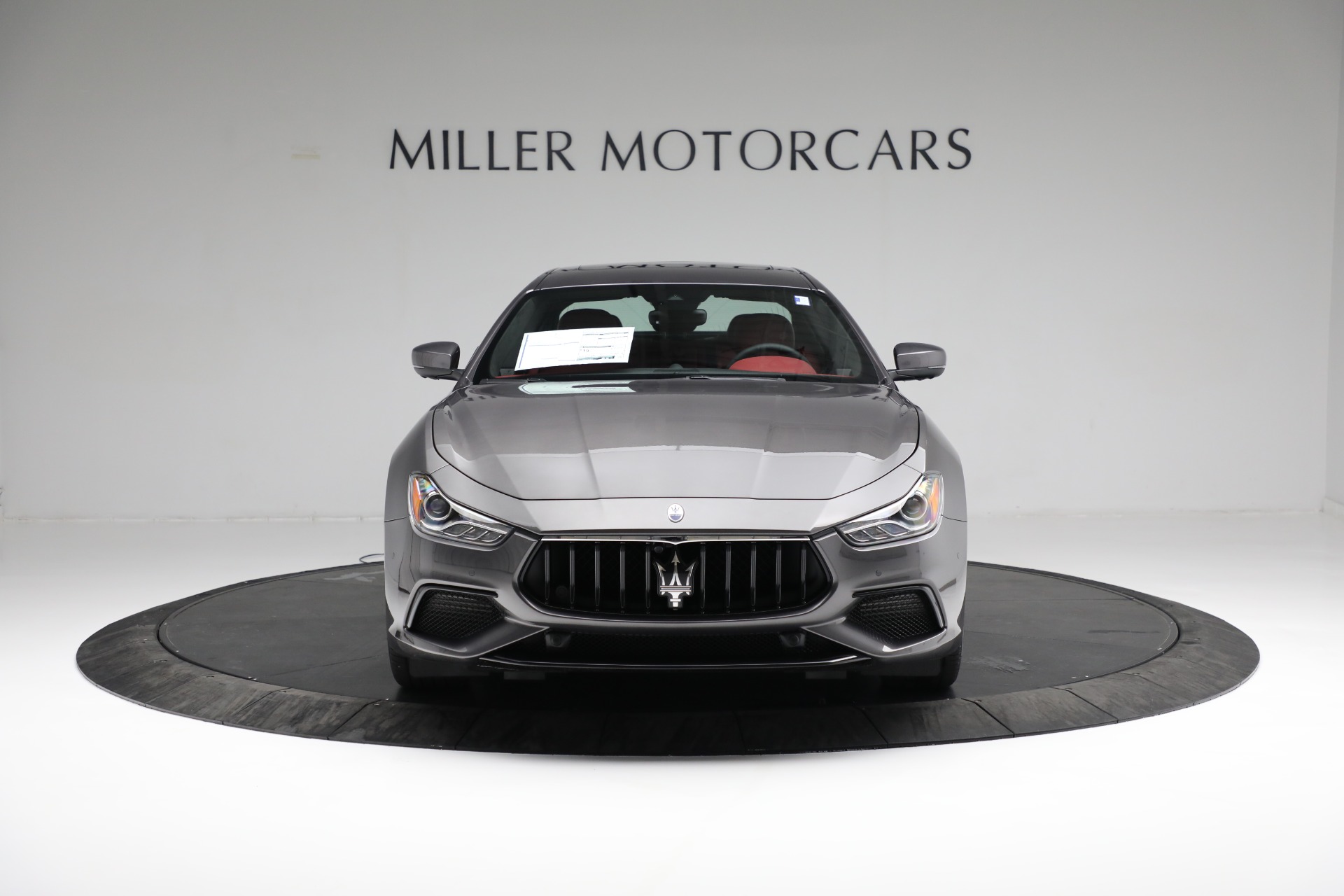 New-2022-Maserati-Ghibli-Modena-Q4