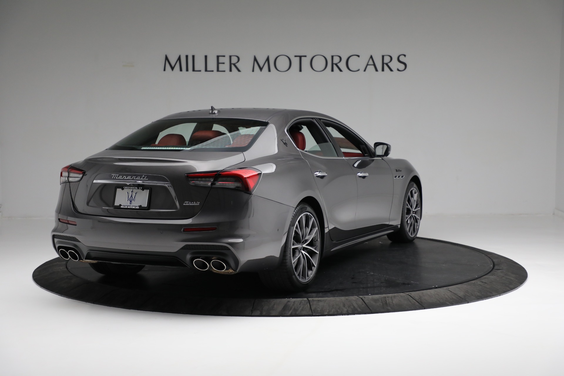 New-2022-Maserati-Ghibli-Modena-Q4