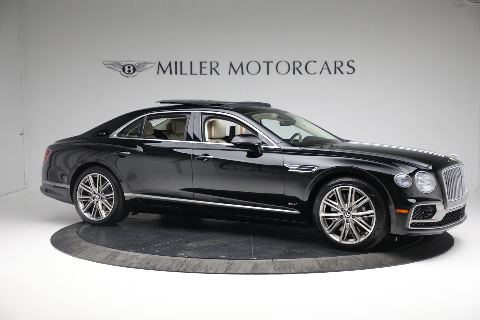 New-2022-Bentley-Flying-Spur-Hybrid-Odyssean-Edition