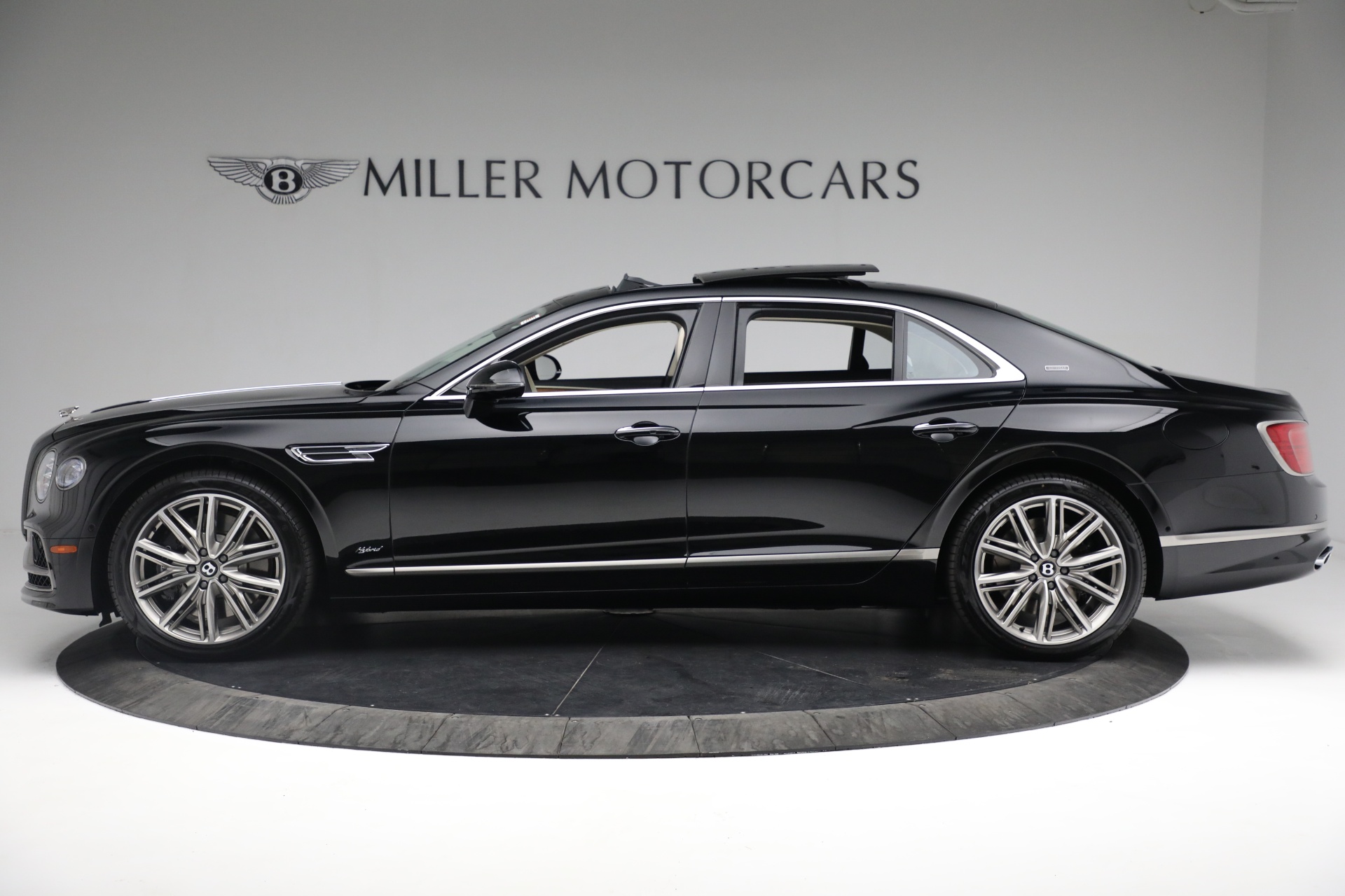 New-2022-Bentley-Flying-Spur-Hybrid-Odyssean-Edition