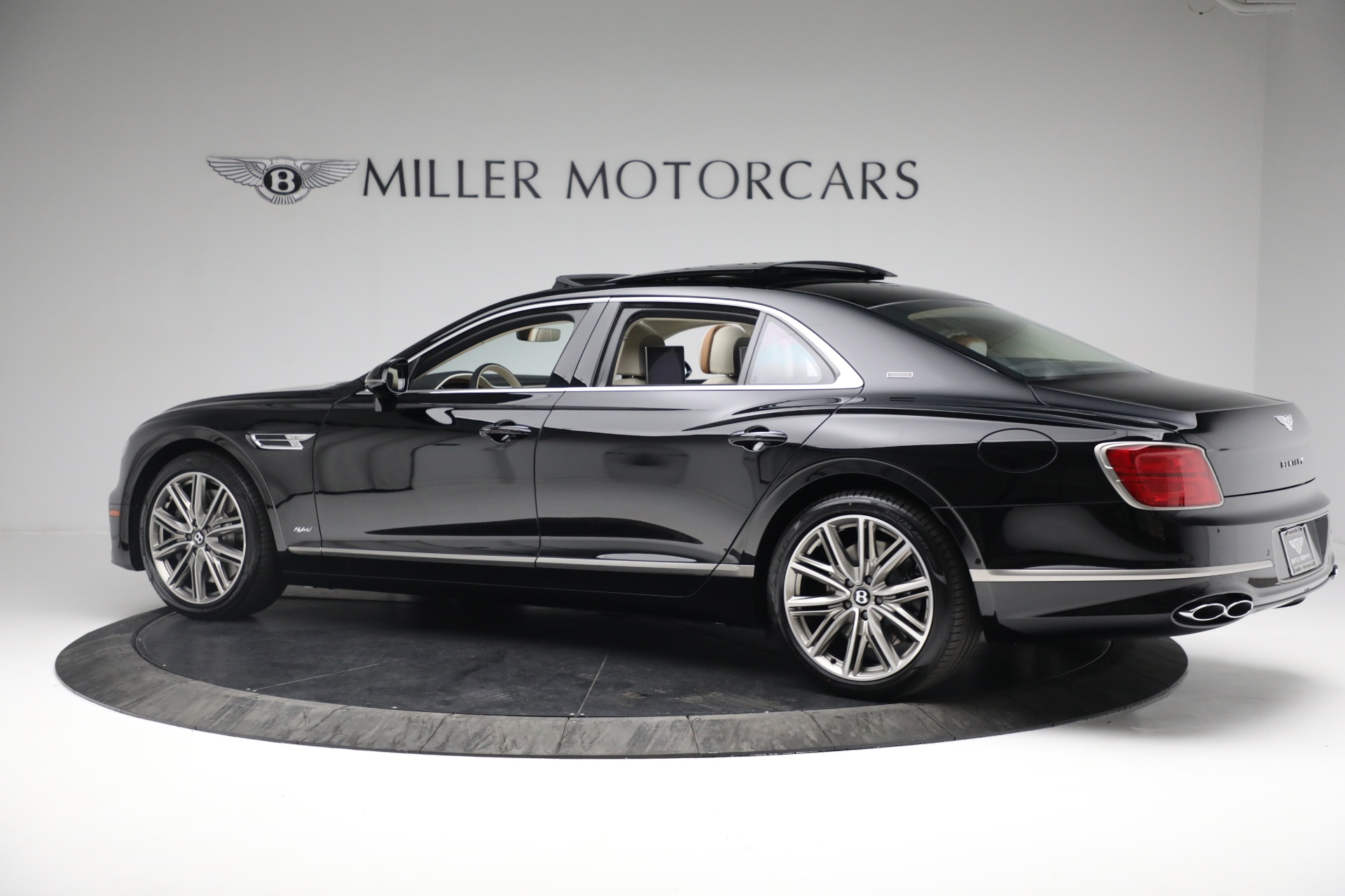 New-2022-Bentley-Flying-Spur-Hybrid-Odyssean-Edition