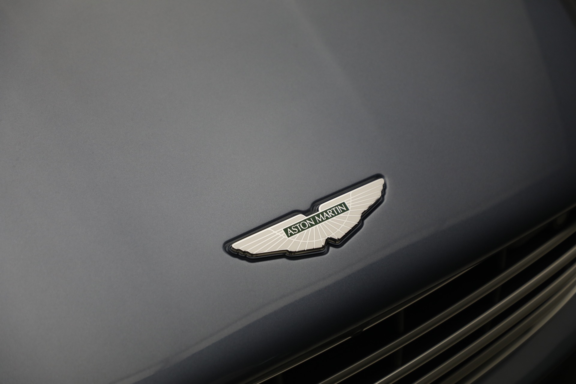 Used-2022-Aston-Martin-DB11-Volante
