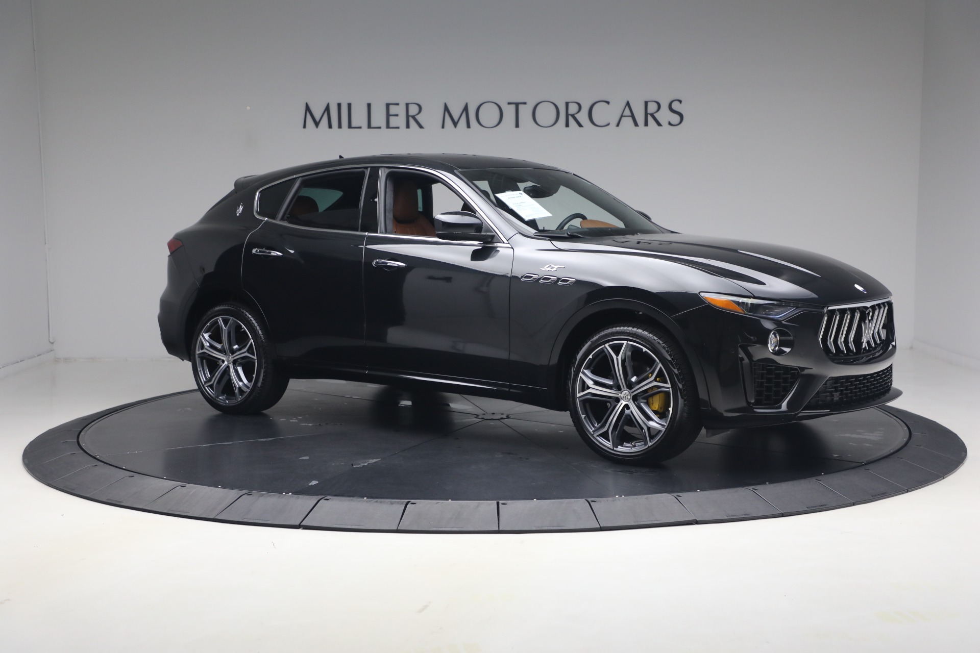 Used-2022-Maserati-Levante-GT
