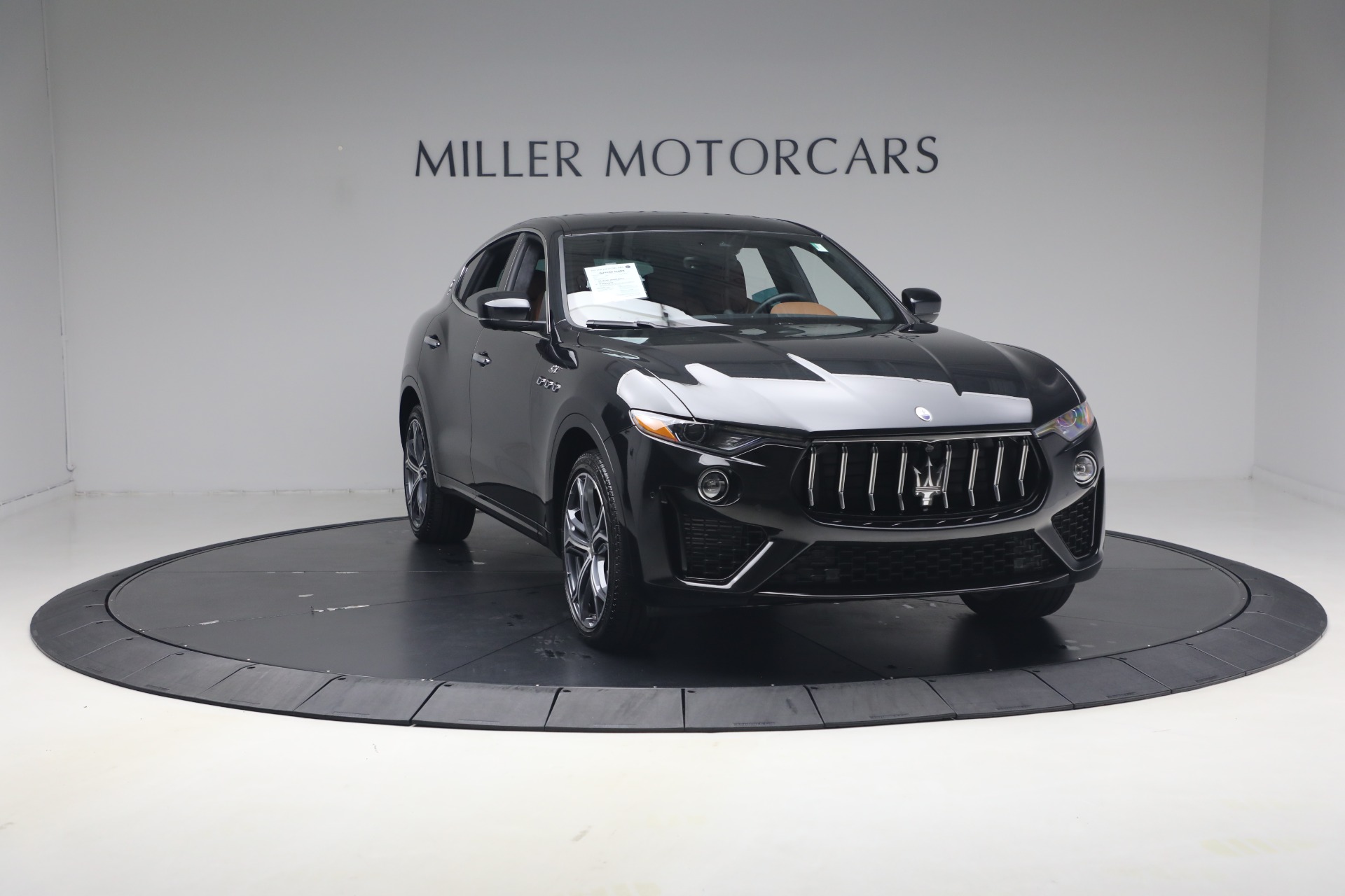 Used-2022-Maserati-Levante-GT