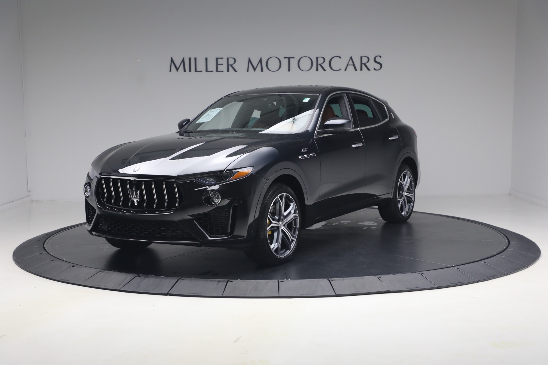 Used-2022-Maserati-Levante-GT