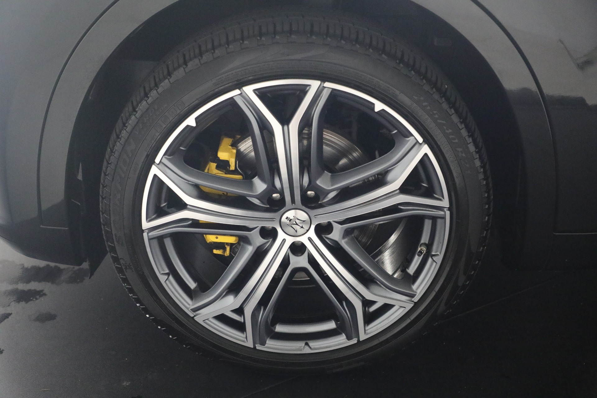 Used-2022-Maserati-Levante-GT
