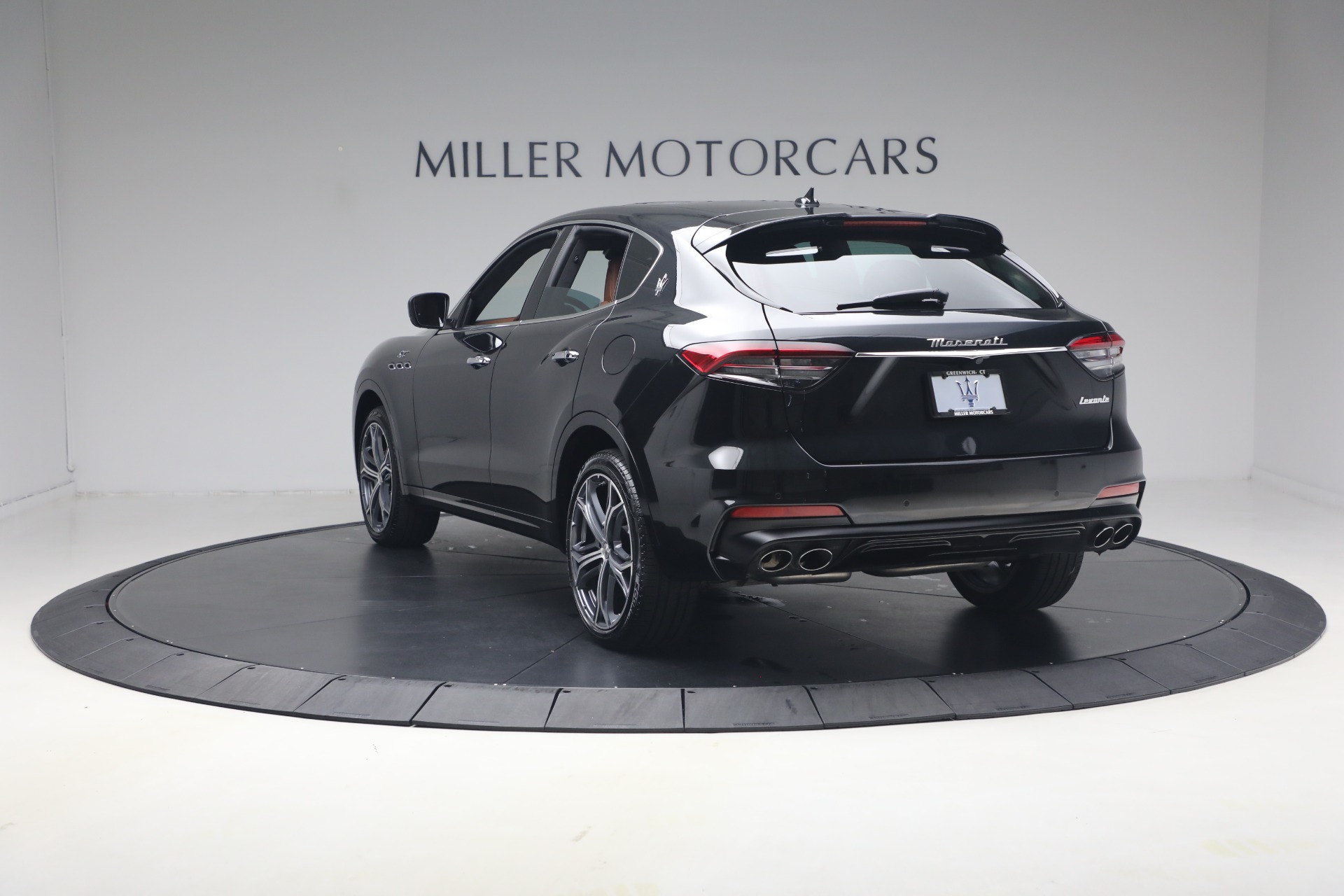 Used-2022-Maserati-Levante-GT