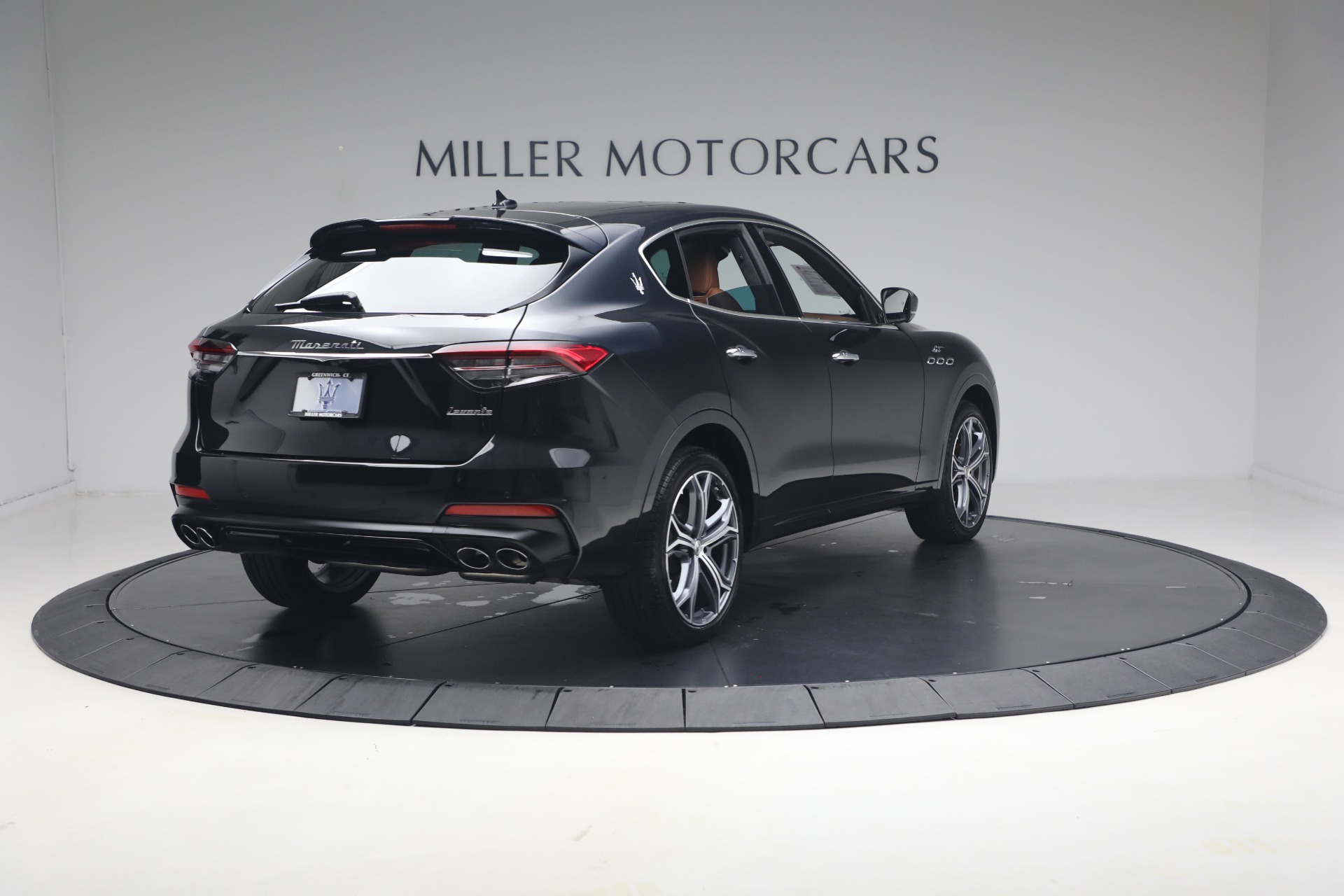 Used-2022-Maserati-Levante-GT