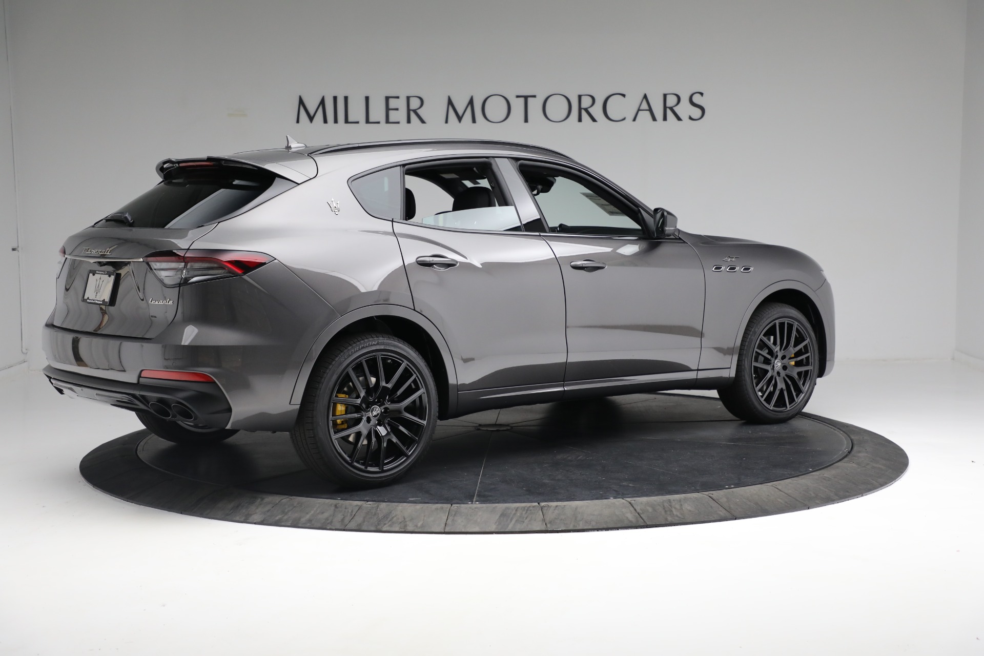 New-2022-Maserati-Levante-GT