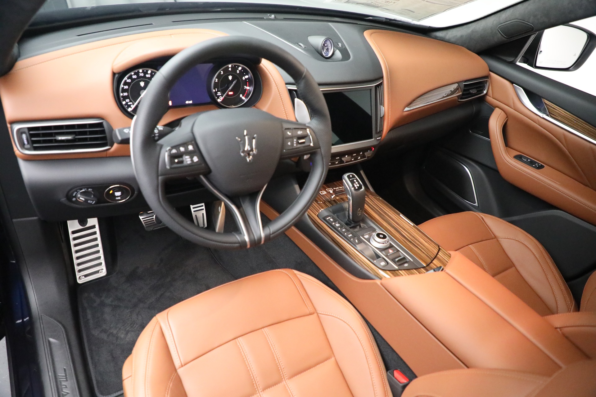 New-2022-Maserati-Levante-Modena