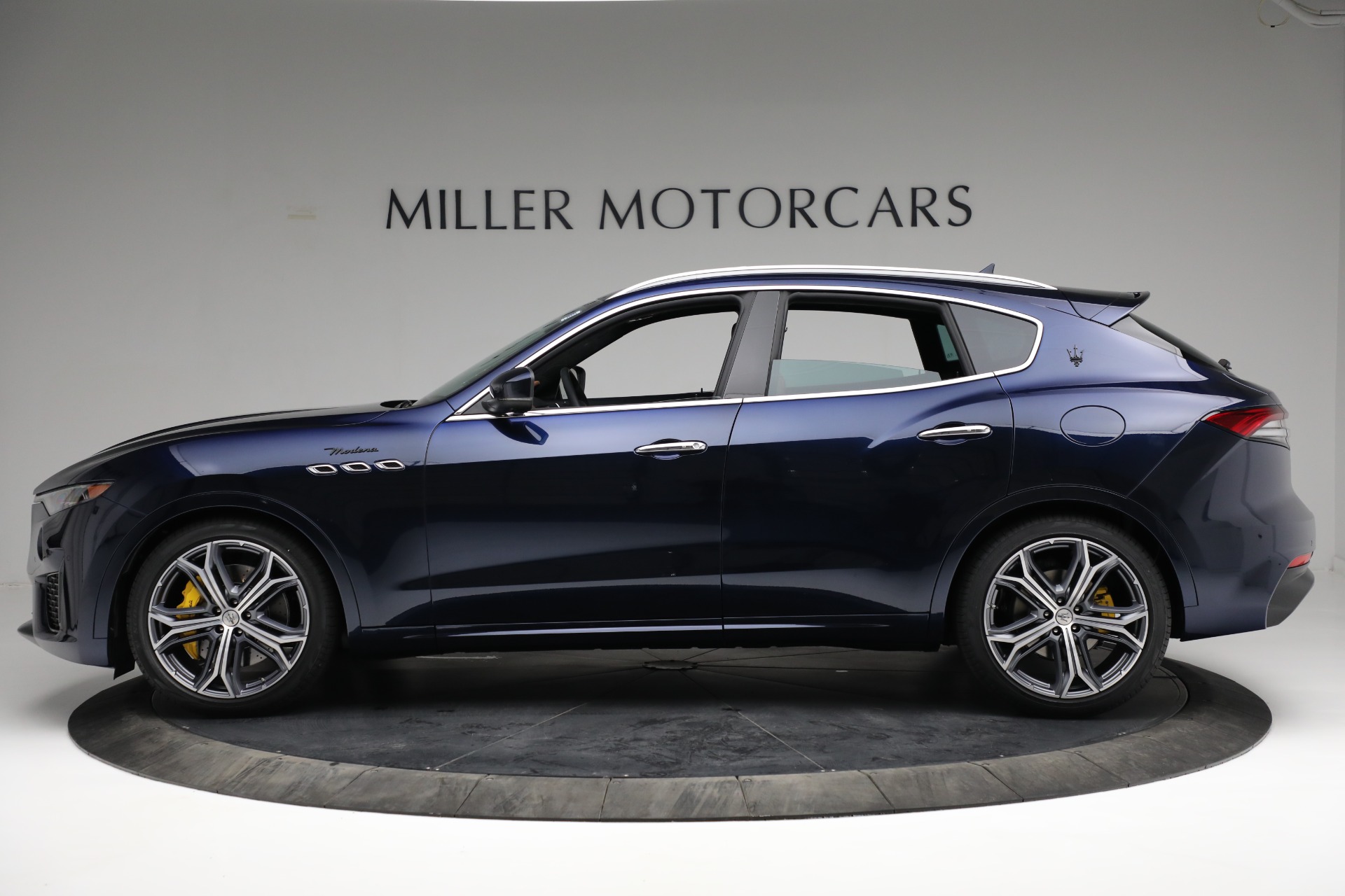 New-2022-Maserati-Levante-Modena