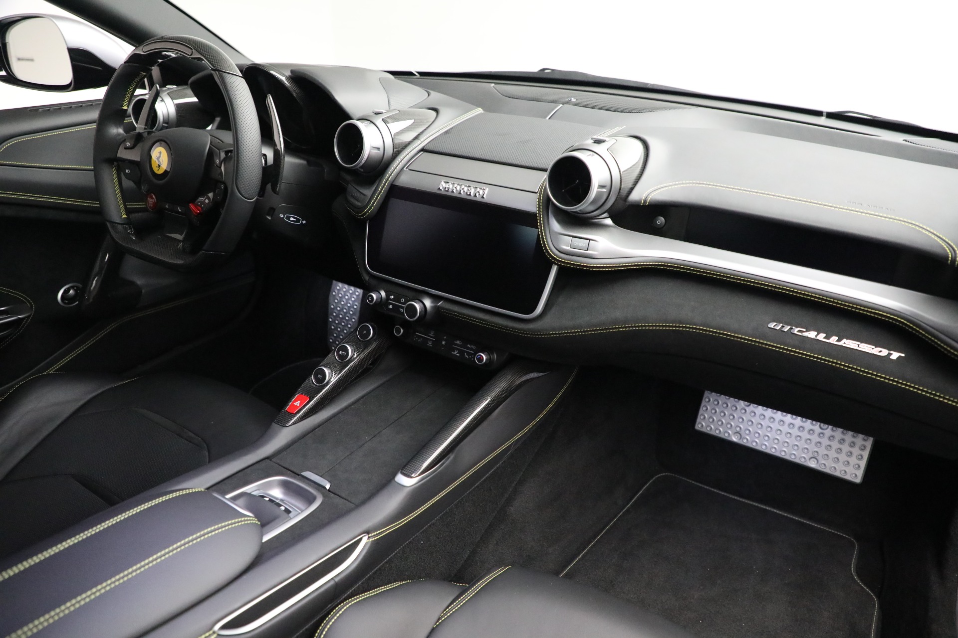 Used-2019-Ferrari-GTC4Lusso-T