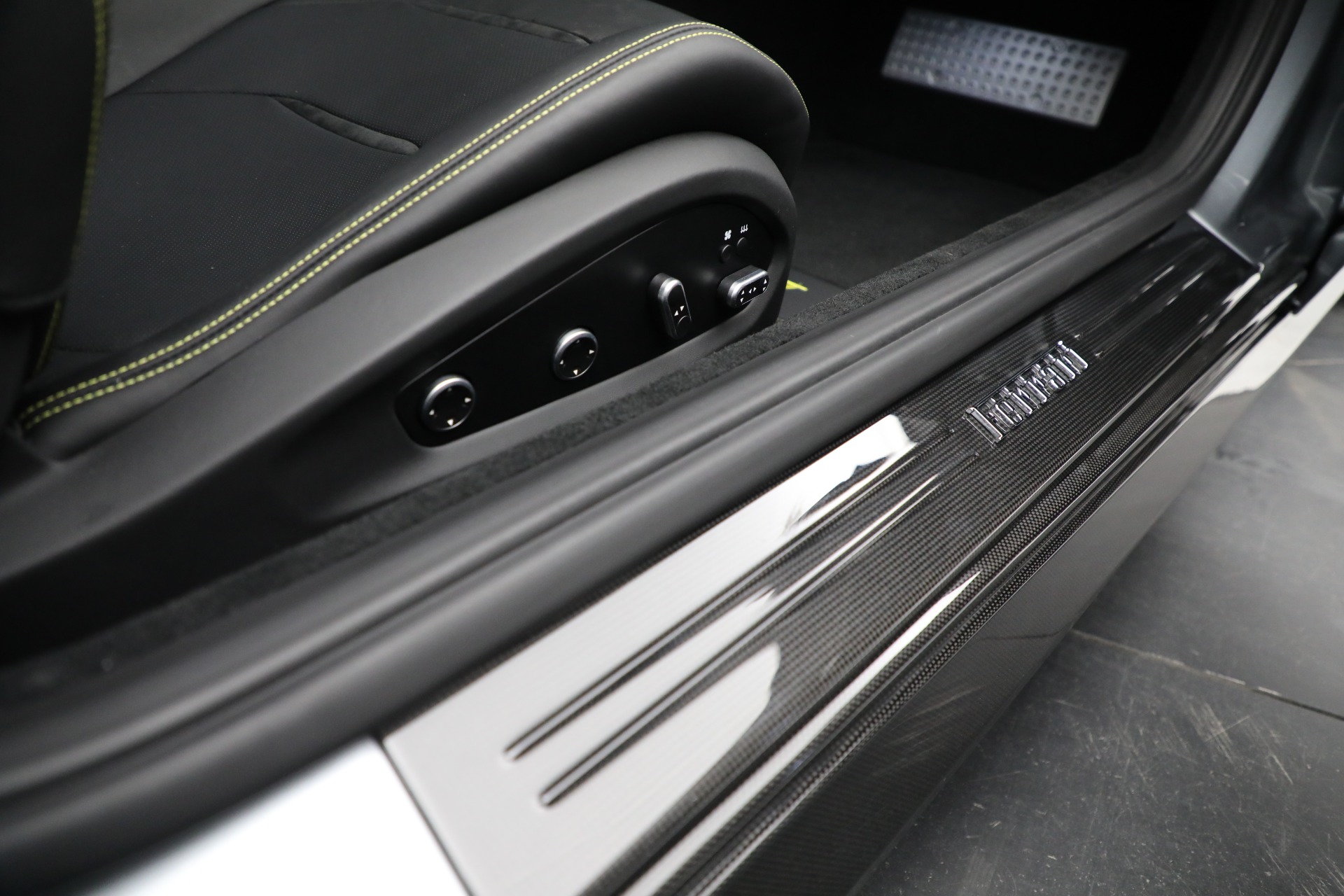 Used-2019-Ferrari-GTC4Lusso-T