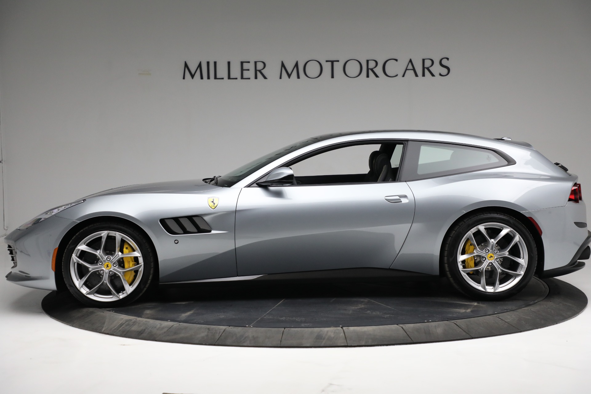 Used-2019-Ferrari-GTC4Lusso-T