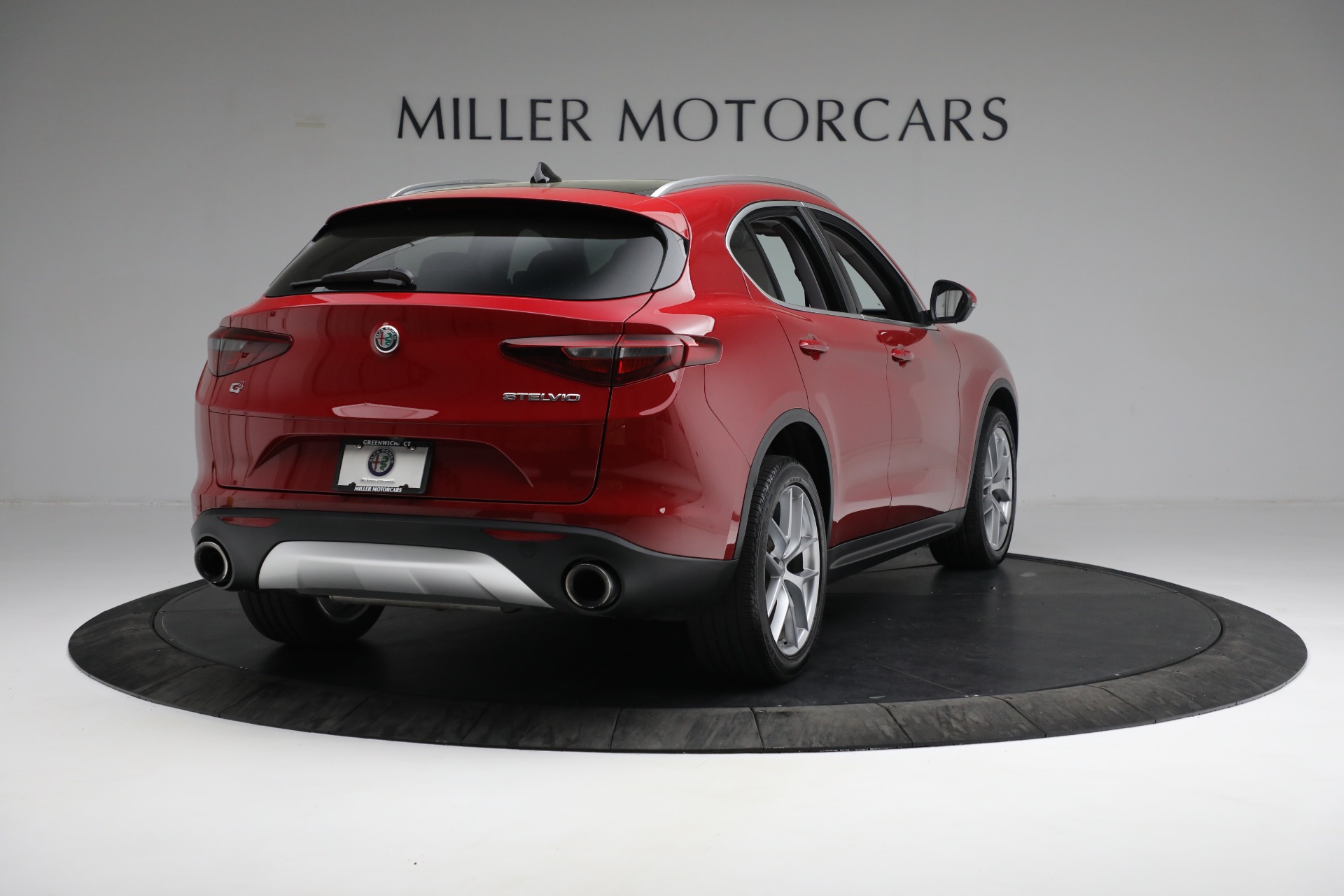 Used-2019-Alfa-Romeo-Stelvio-Ti-Lusso