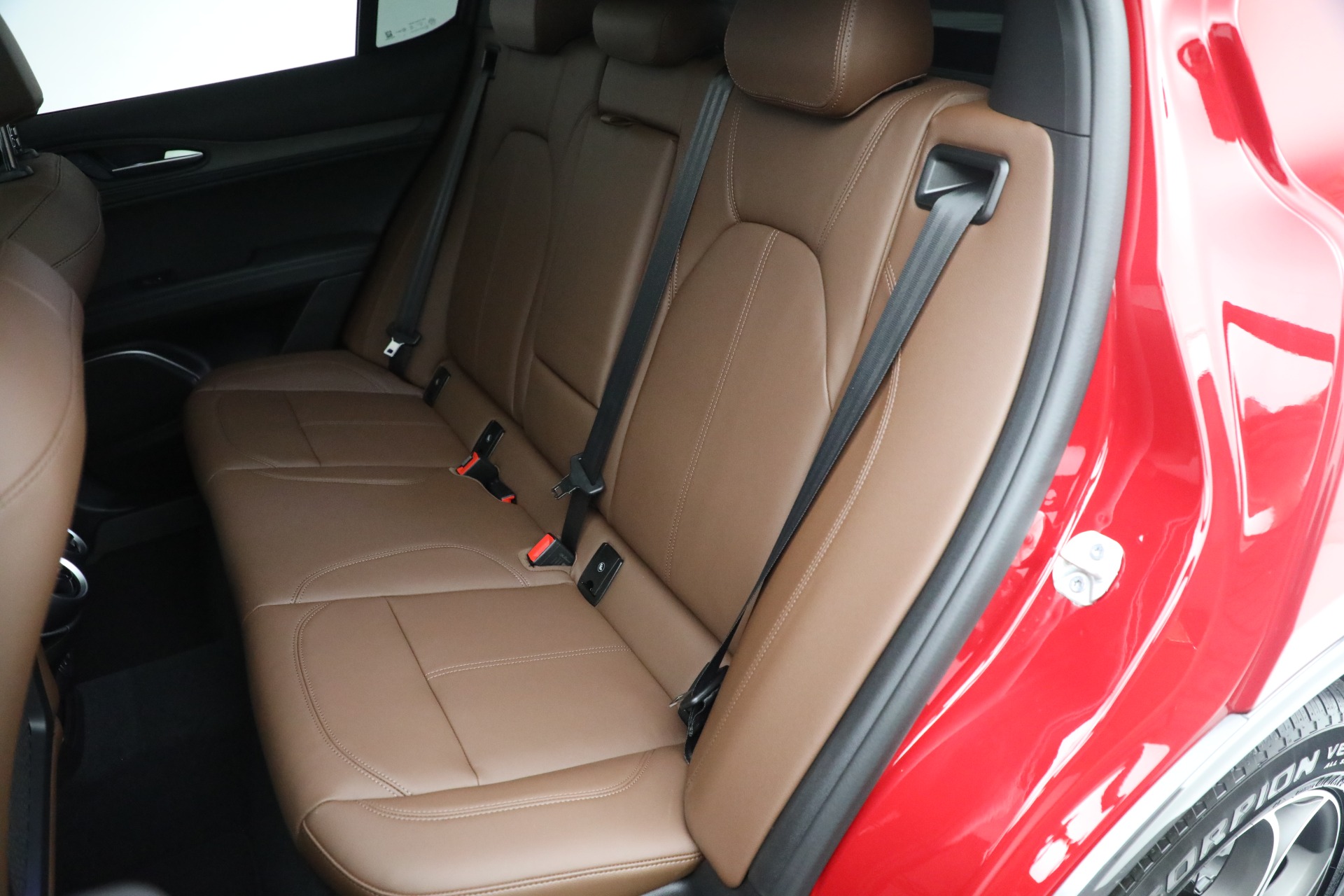 New-2022-Alfa-Romeo-Stelvio-Ti