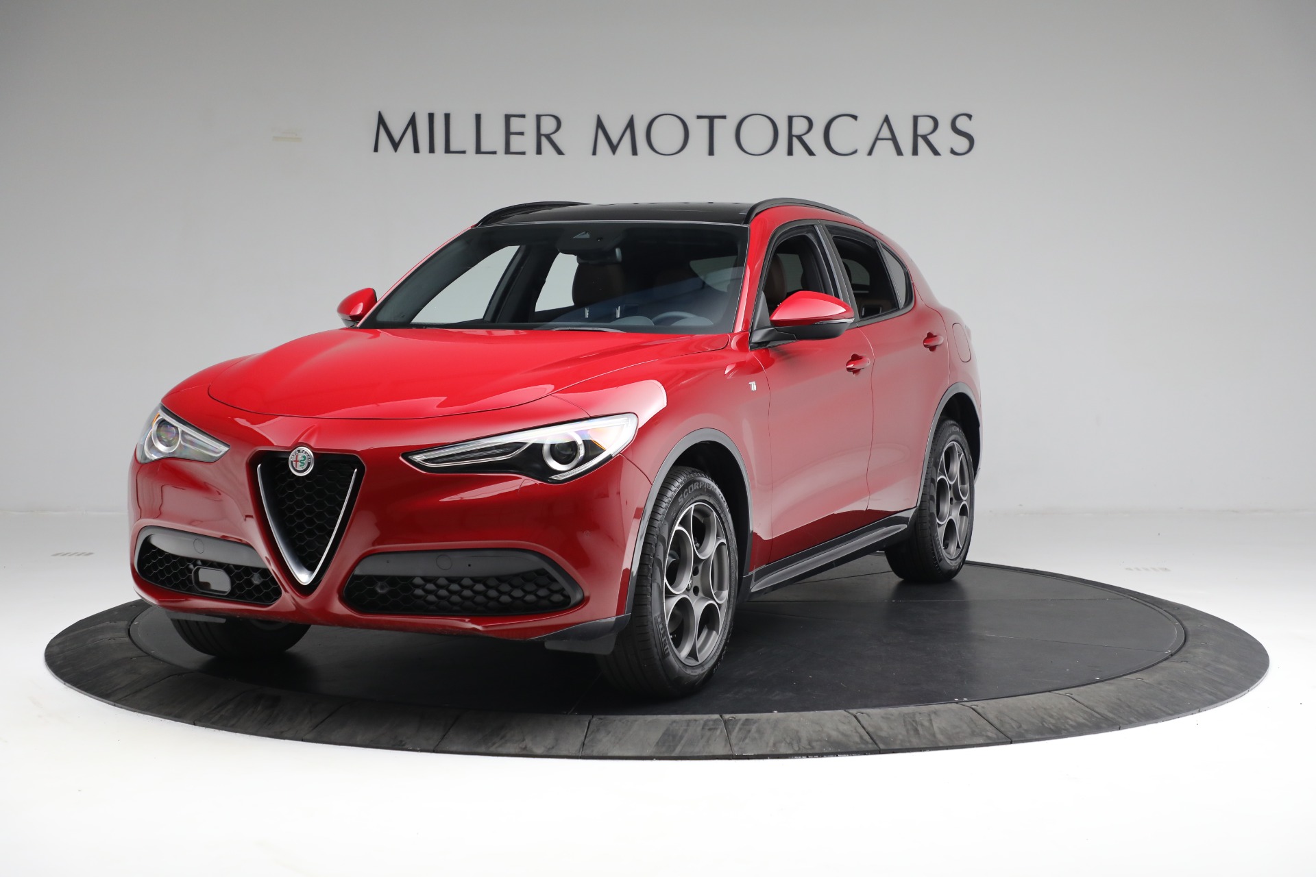 New-2022-Alfa-Romeo-Stelvio-Ti