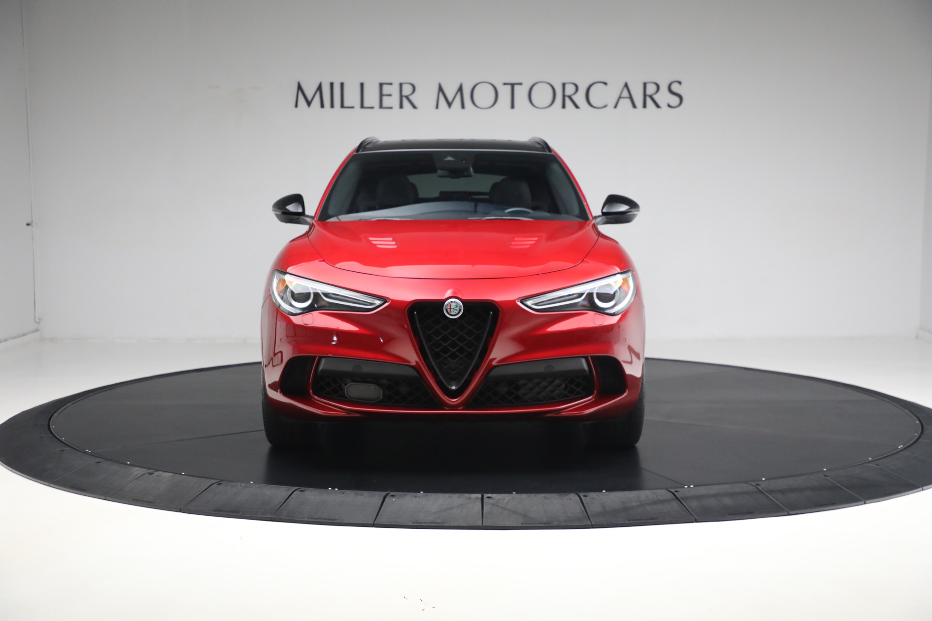 Used-2022-Alfa-Romeo-Stelvio-Quadrifoglio