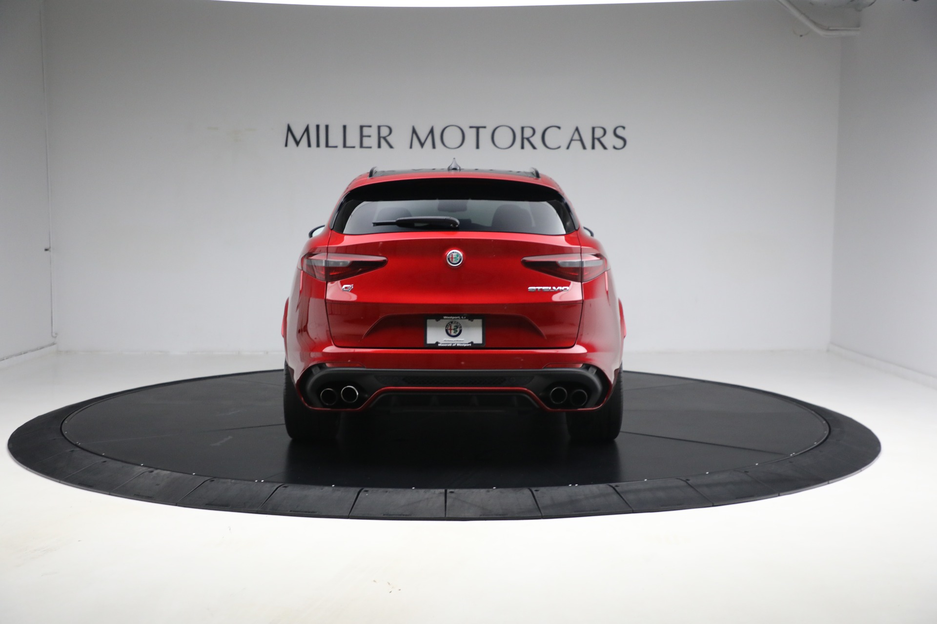 Used-2022-Alfa-Romeo-Stelvio-Quadrifoglio