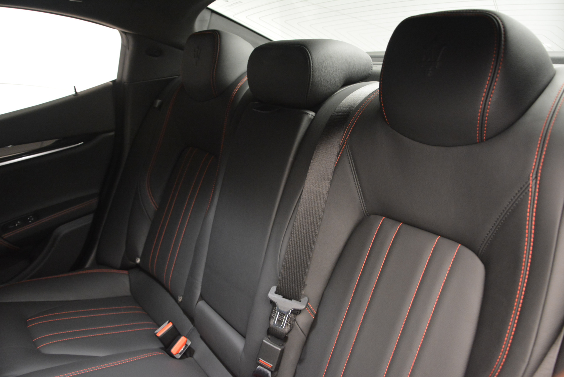 New-2017-Maserati-Ghibli-S-Q4