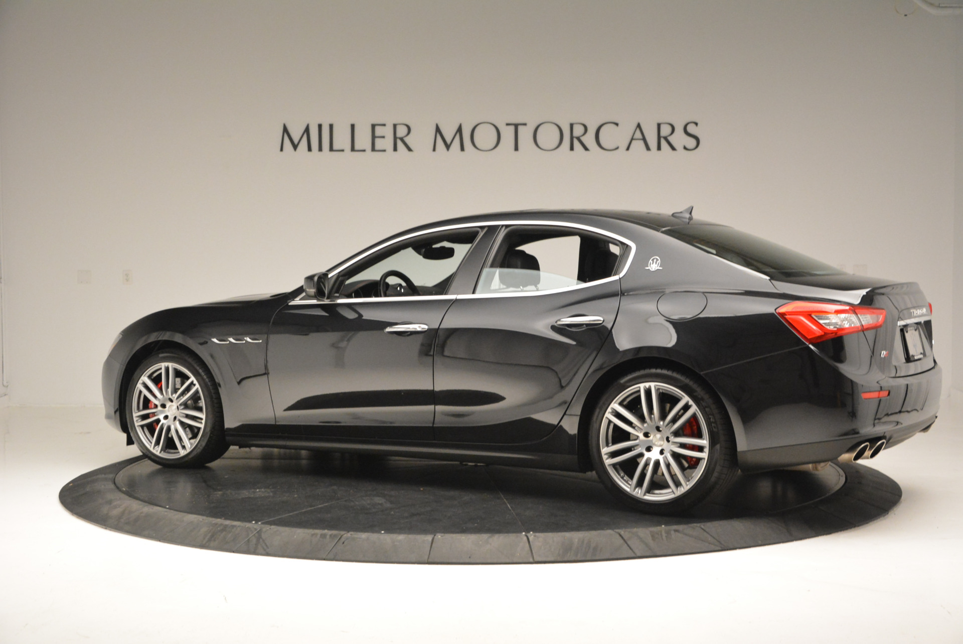 New-2017-Maserati-Ghibli-S-Q4