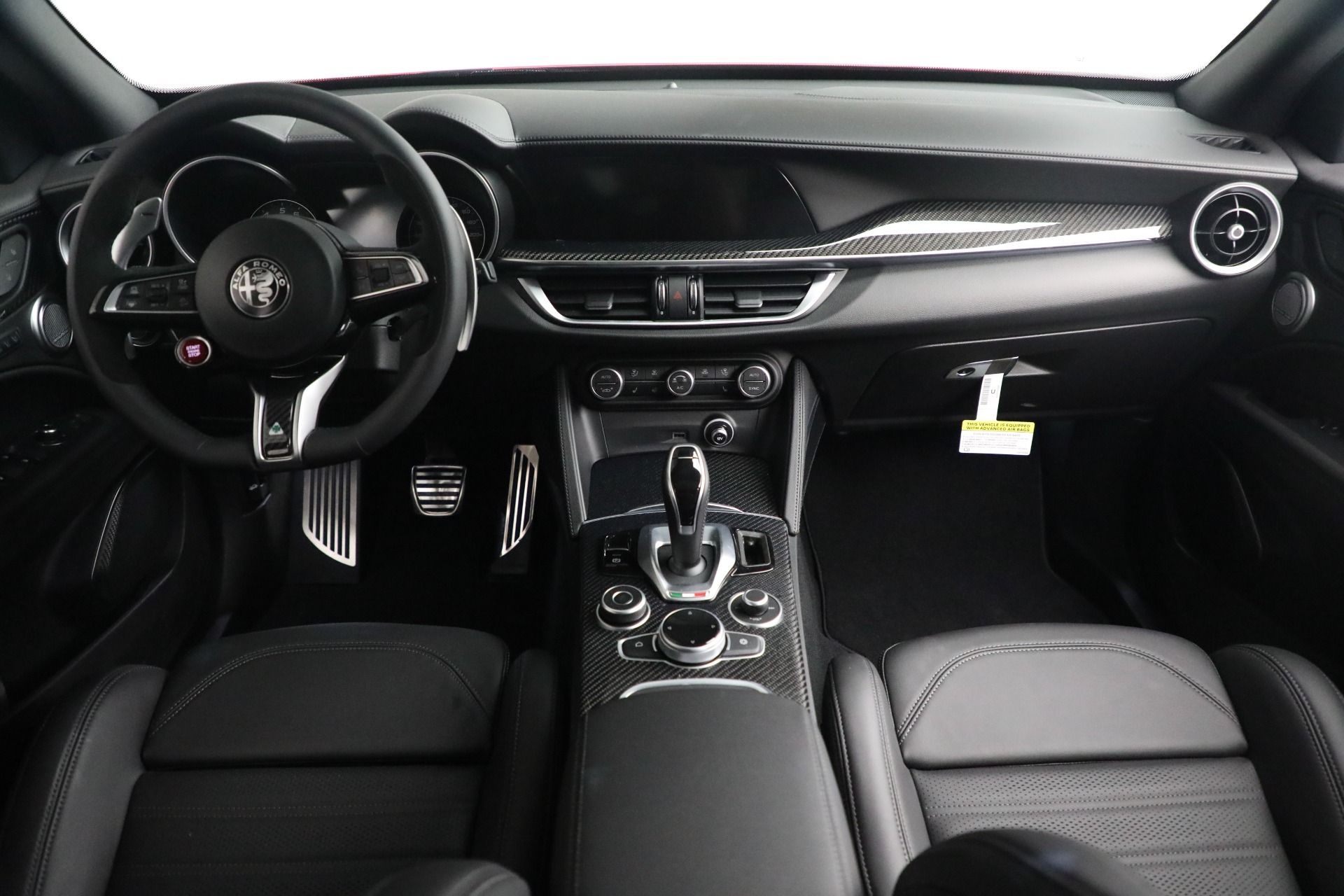 New-2022-Alfa-Romeo-Stelvio-Quadrifoglio