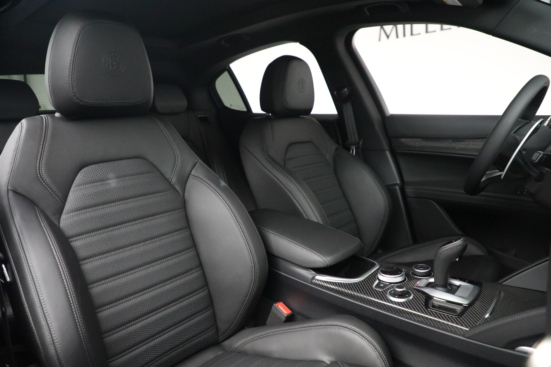 New-2022-Alfa-Romeo-Stelvio-Quadrifoglio