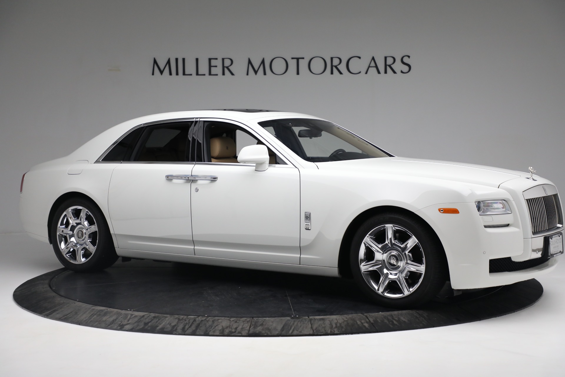 Used-2013-Rolls-Royce-Ghost